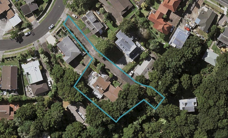 10 Kingsclere Place, Goodwood Heights, Auckland - Carousel 1