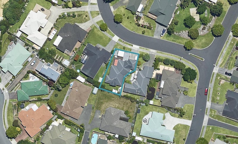7 Arrowfield Drive, Pyes Pa, Tauranga - Carousel 1