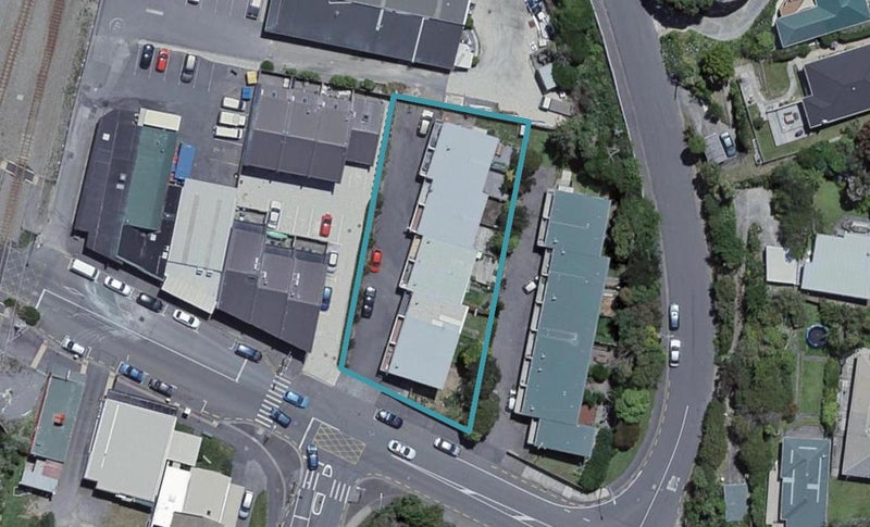 2/21 Collins Avenue, Tawa, Wellington - Carousel 1