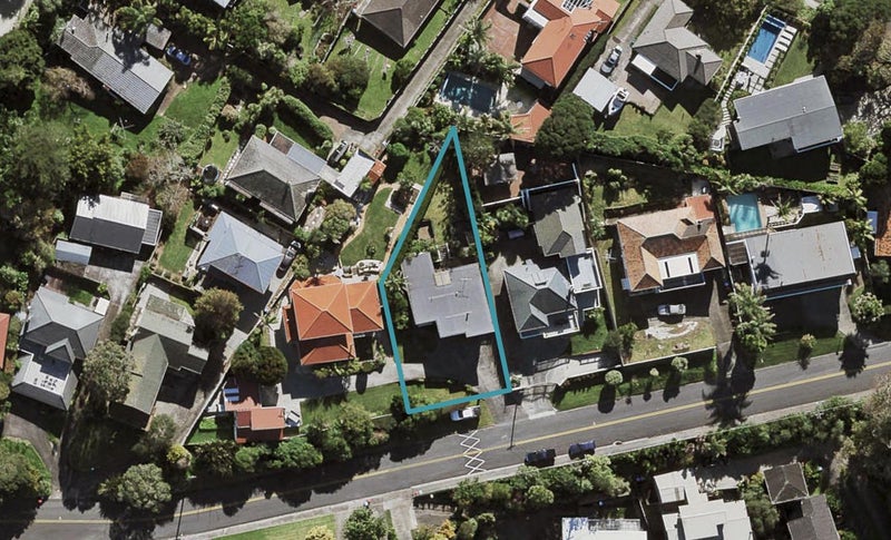70 Frederick Street, Hillsborough, Auckland - Carousel 1