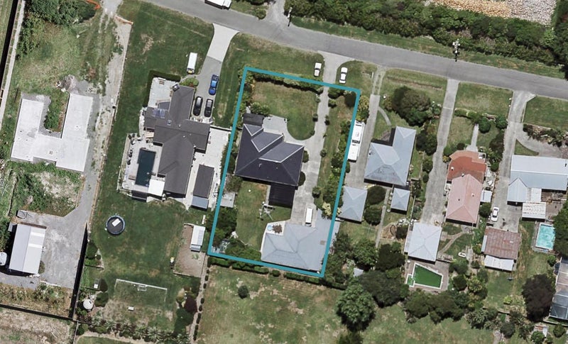 35 Burness Road, Jervoistown, Napier - Carousel 1