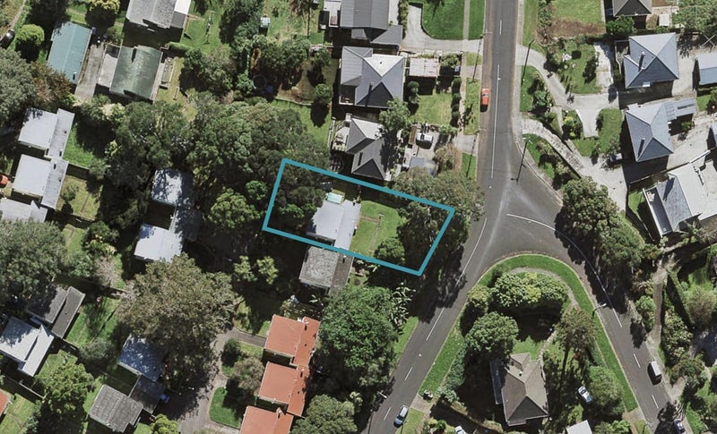 8H Scout Avenue, Mount Roskill, Auckland - Carousel 1