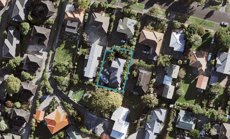 20A Fairlands Avenue, Waterview, Auckland - Carousel 1