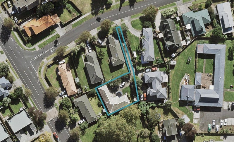 7 Lenore Road, Favona, Auckland - Carousel 1