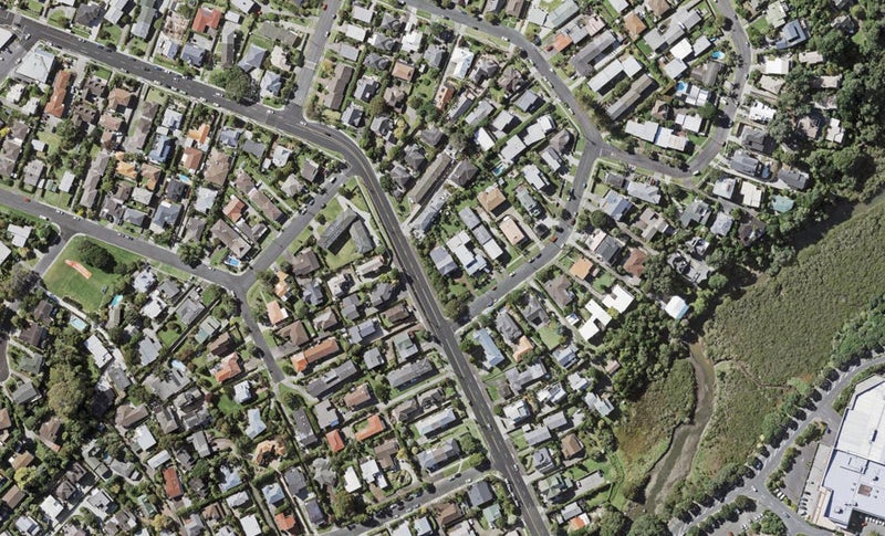 2D Rangitoto Terrace, Milford, Auckland - Carousel 1