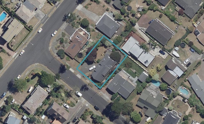 3 Ngaio Place, Pukete, Hamilton - Carousel 1