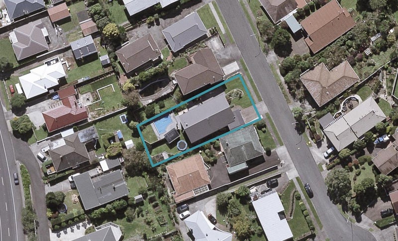14 Kellyville Heights, Merrilands, New Plymouth - Carousel 1