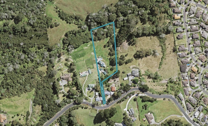 317 Sturges Road, Henderson Valley, Auckland - Carousel 1