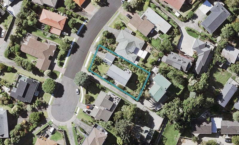 35 Redwing Street, Browns Bay, Auckland - Carousel 1
