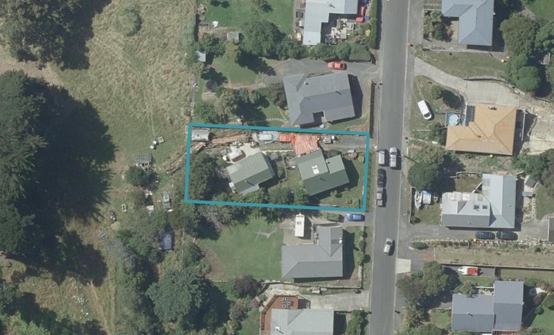15 Owen Street, Green Island, Dunedin - Carousel 1