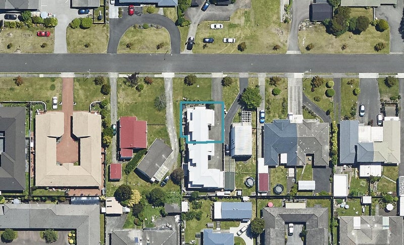 11A Peace Street, Fenton Park, Rotorua - Carousel 1