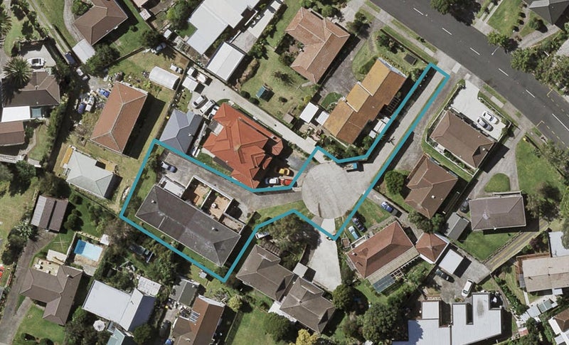 1/22 Diorella Drive, Clover Park, Auckland - Carousel 1