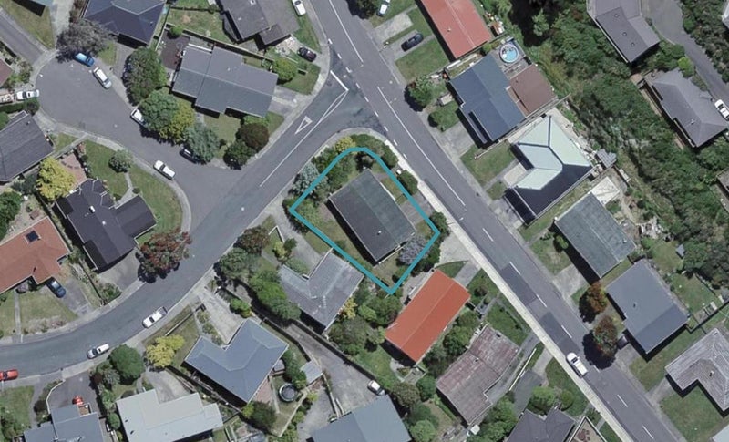 33 Cortina Avenue, Johnsonville, Wellington - Carousel 1