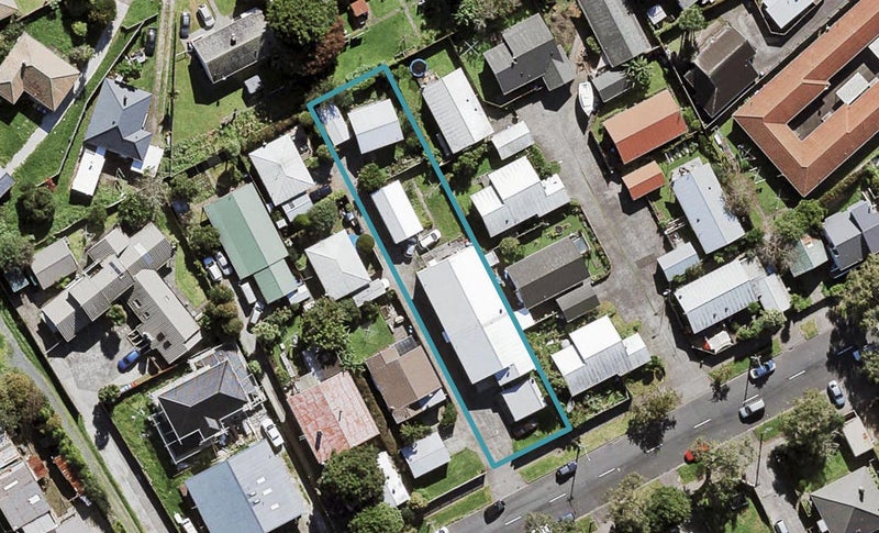 9 Riversdale Road, Avondale, Auckland - Carousel 1