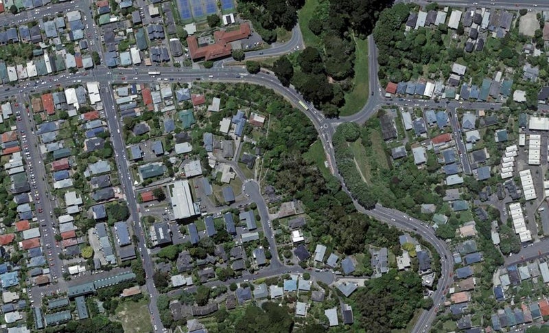 27 Paeroa Street, Newtown, Wellington - Carousel 1