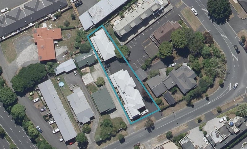 6/2 Palmerston Street, Hamilton Central, Hamilton - Carousel 1