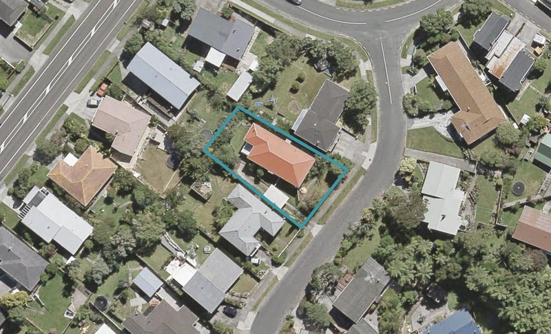 69 Gurney Road, Kelson, Lower Hutt - Carousel 1