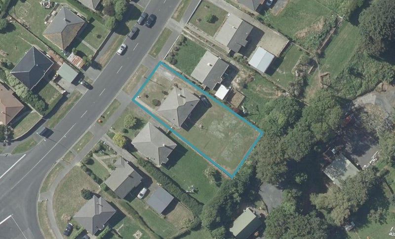 137 Middleton Road, Corstorphine, Dunedin - Carousel 1