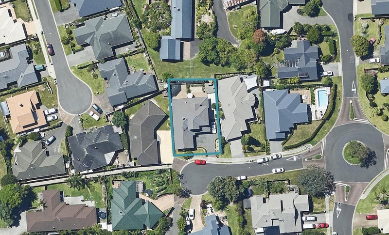 8 Moray Place, Bethlehem, Tauranga - Carousel 1