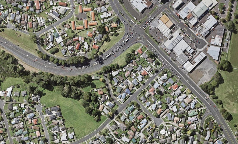7D Bolina Crescent, Pakuranga, Auckland - Carousel 1