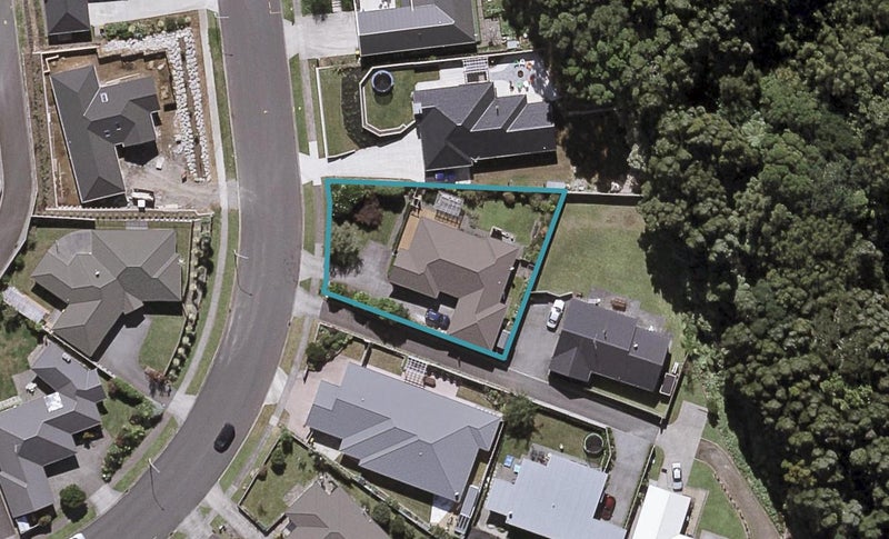 76 Karamea Street, Whalers Gate, New Plymouth - Carousel 1