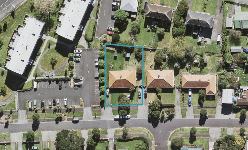 10 Ivanhoe Road, Grey Lynn, Auckland - Carousel 1