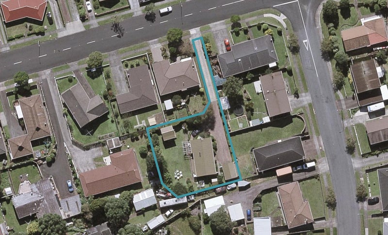 14A Poplar Grove, Whalers Gate, New Plymouth - Carousel 1