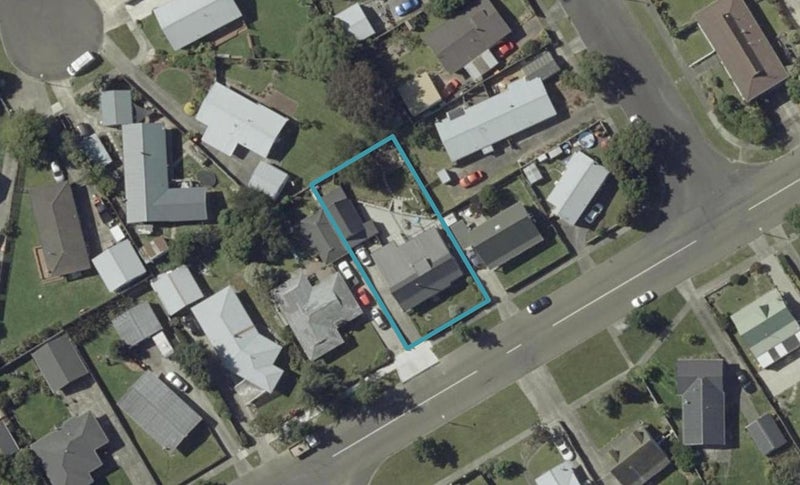 43 Rhodes Drive, Kelvin Grove, Palmerston North - Carousel 1