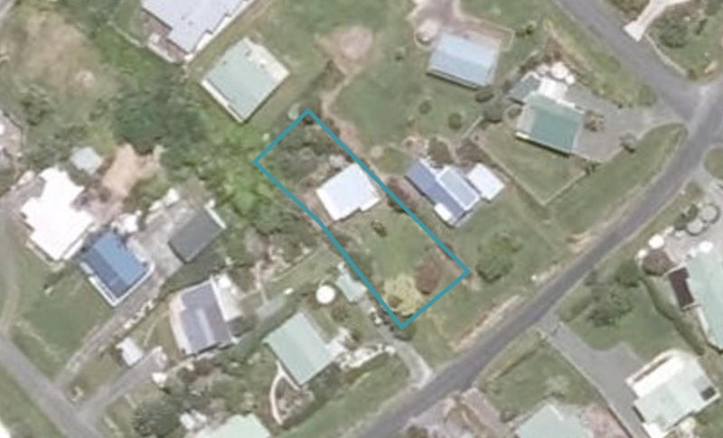 5 Oxford Street, Whakapirau - Carousel 1