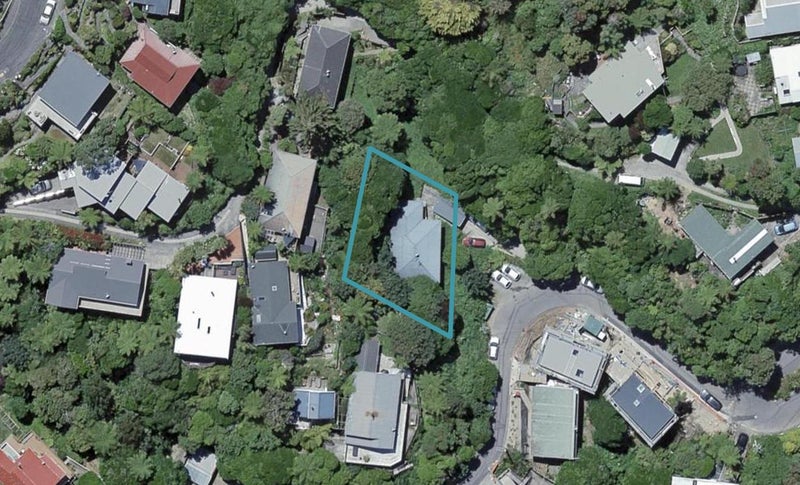 66 Mount Pleasant Road, Aro Valley, Wellington - Carousel 1