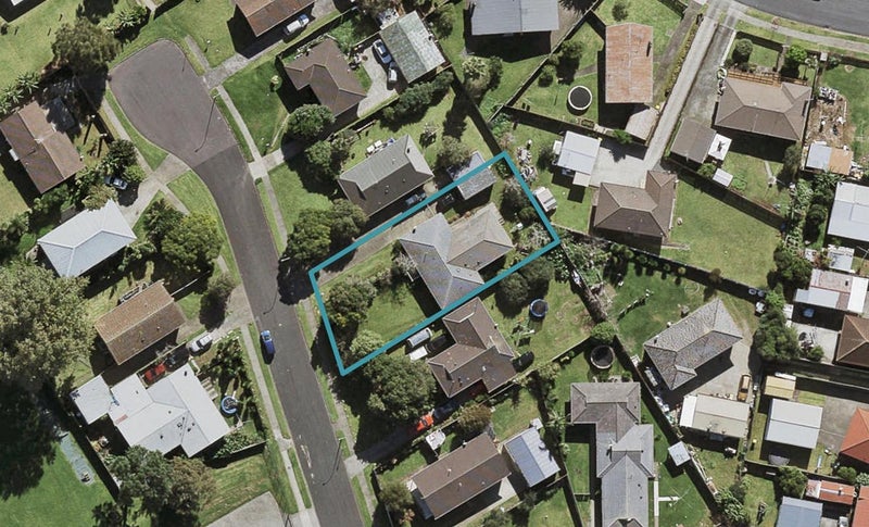 19 Cardrona Place, Favona, Auckland - Carousel 1