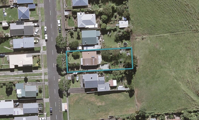75 Pioneer Road, Moturoa, New Plymouth - Carousel 1
