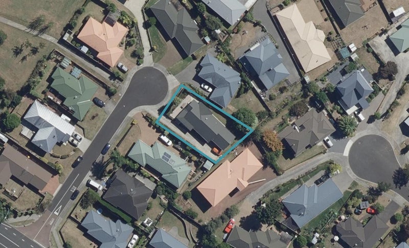 8 Glenside Rise, Grandview Heights, Hamilton - Carousel 1