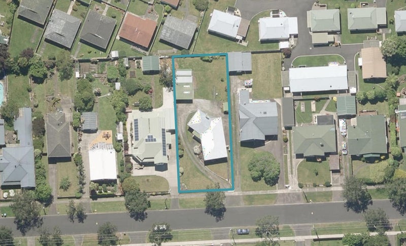 11 Boydfield Street, Whanganui East, Whanganui - Carousel 1