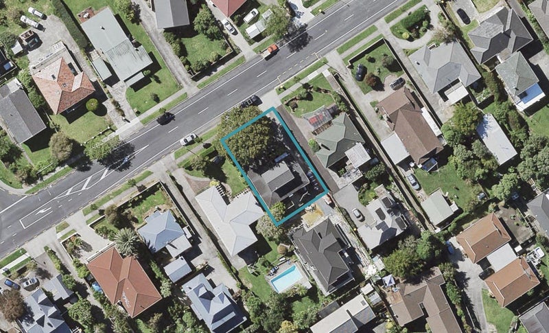 38 Bradbury Road, Botany Downs, Auckland - Carousel 1