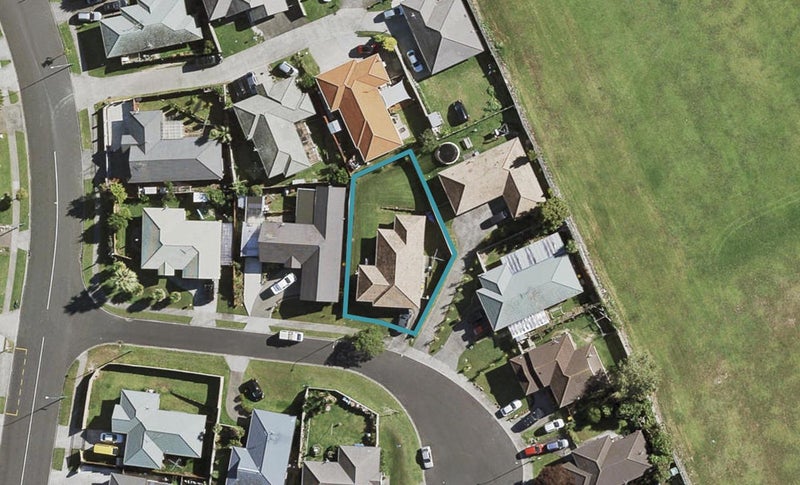 6 Bohola Rise, Weymouth, Auckland - Carousel 1