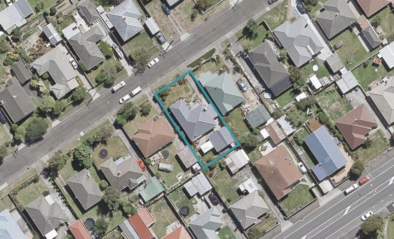19 Courtenay Road, Heretaunga, Upper Hutt - Carousel 1
