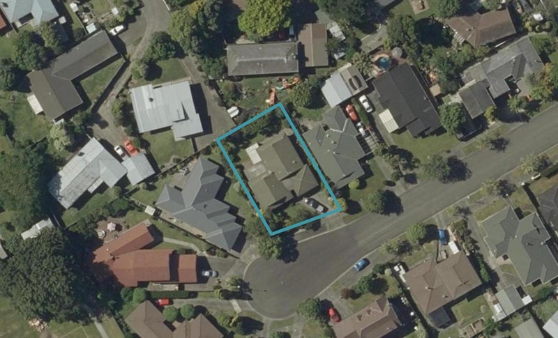 10 Adrien Way, Awapuni, Palmerston North - Carousel 1
