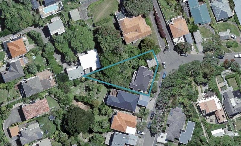 18 Hurman Street, Karori, Wellington - Carousel 1