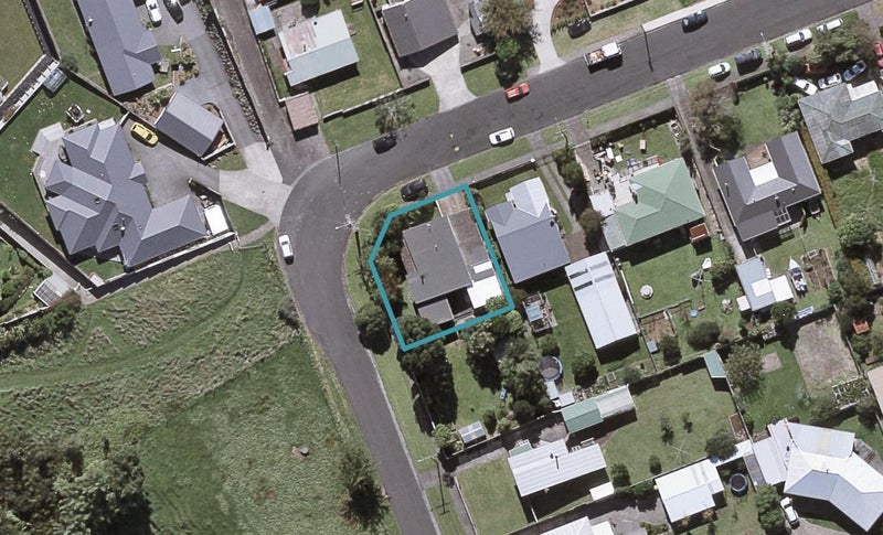 39 Davies Road, Hurdon, New Plymouth - Carousel 1