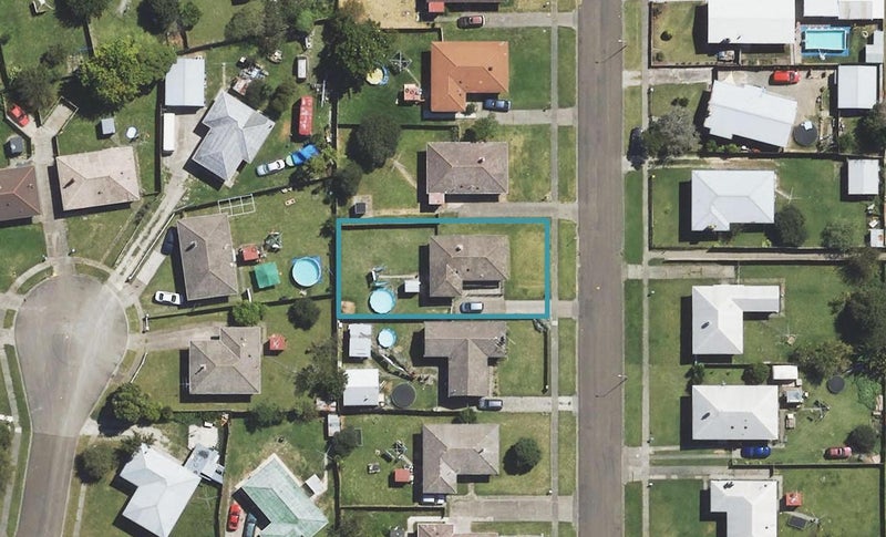 34 Pickering Street, Outer Kaiti, Gisborne - Carousel 1