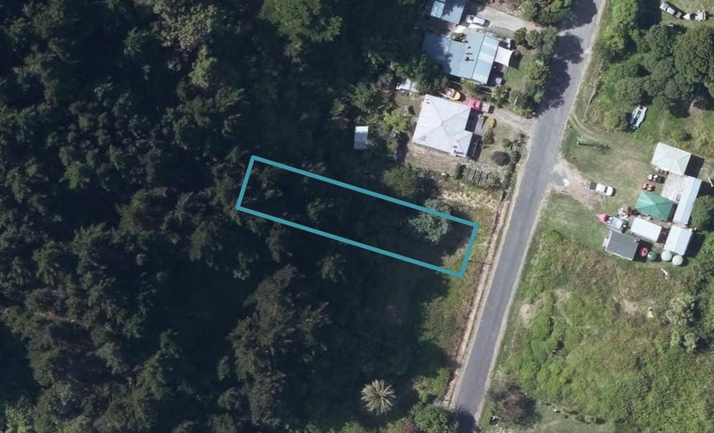 21 Opoutama Road, Māhia - Carousel 1