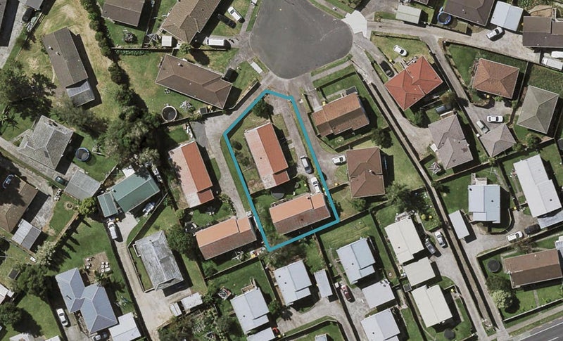 14 Townley Place, Clover Park, Auckland - Carousel 1