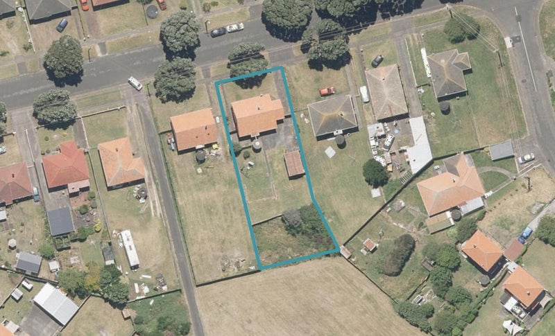 35 Harper Street, Gonville, Whanganui - Carousel 1