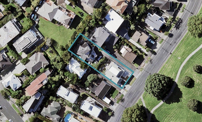 25 Baddeley Avenue, Kohimarama, Auckland - Carousel 1