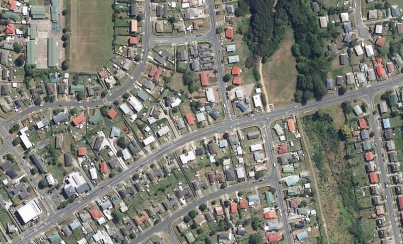 125 Warspite Avenue, Cannons Creek, Porirua - Carousel 1