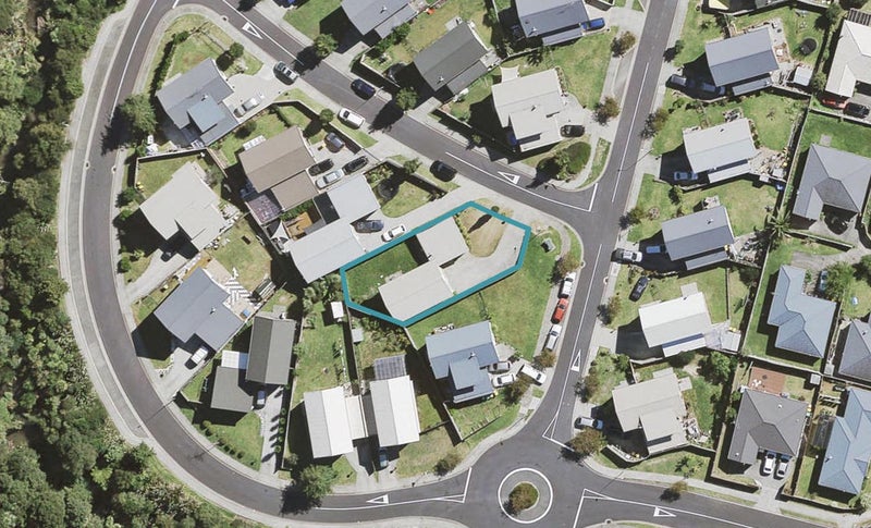 2 Newfound Way, Glen Eden, Auckland - Carousel 1