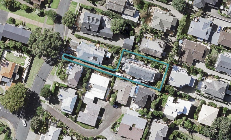 27A Saltburn Road, Milford, Auckland - Carousel 1