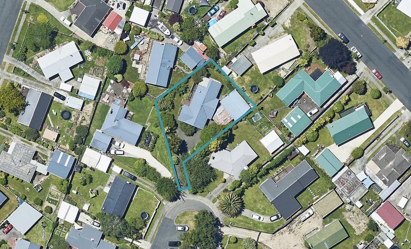 10 Thackeray Place, Owhata, Rotorua - Carousel 1