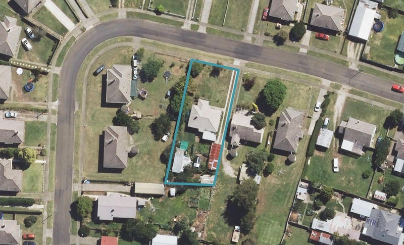 10 Totara Street, Te Hapara, Gisborne - Carousel 1